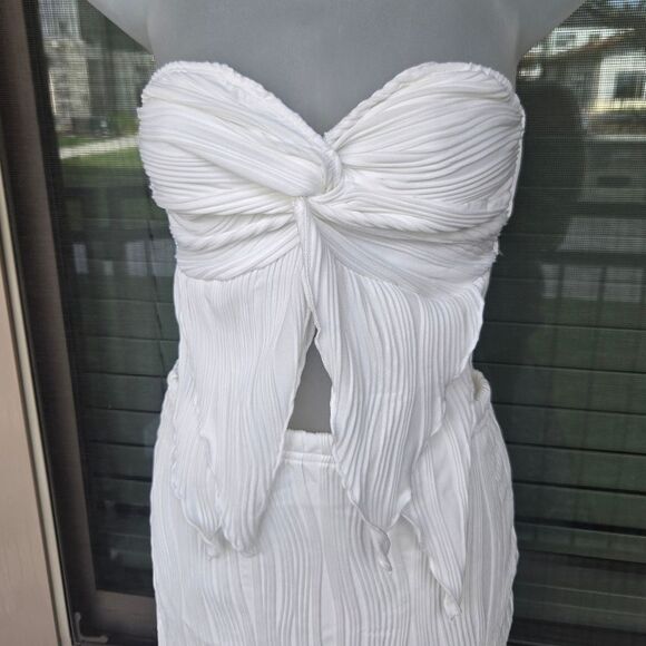 SHEIN Two Piece Twist Front Asymmetrical Hem Crop Tube Top & Bodycon Skirt Sz S - Picture 6 of 7